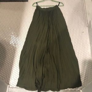 Pleated maxi skirt